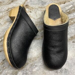 NO.6 Dakota Shearling Clog on Mid Heel in Ink Aviator Size 41